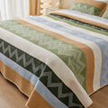 Cotton printed bed sheet set with reactive printed designs for 2.2 metre beds in modern simple style