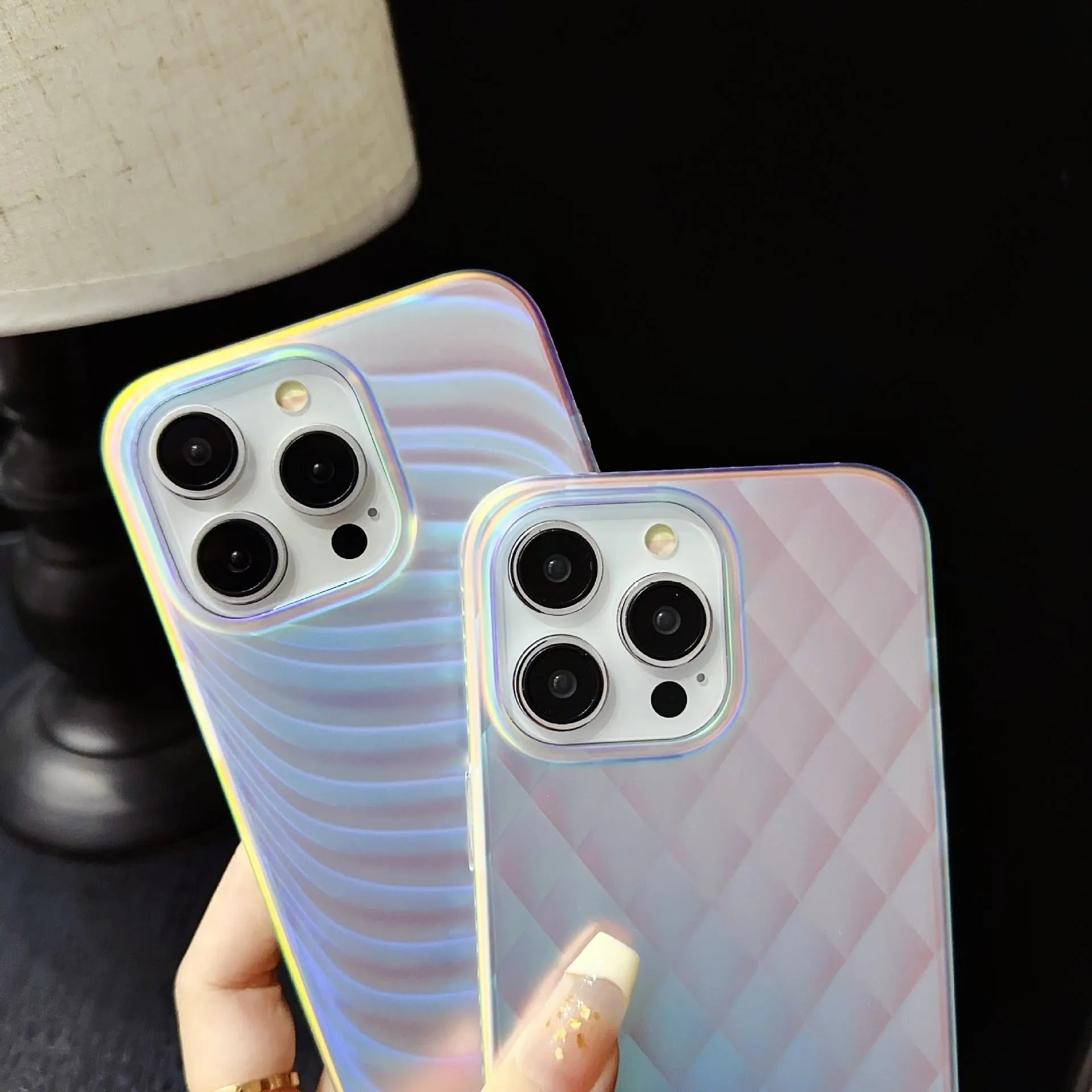 Frosted double-layer drop-resistant protective cover for iPhone 11-16 with colour-changing feather pattern and matte finish