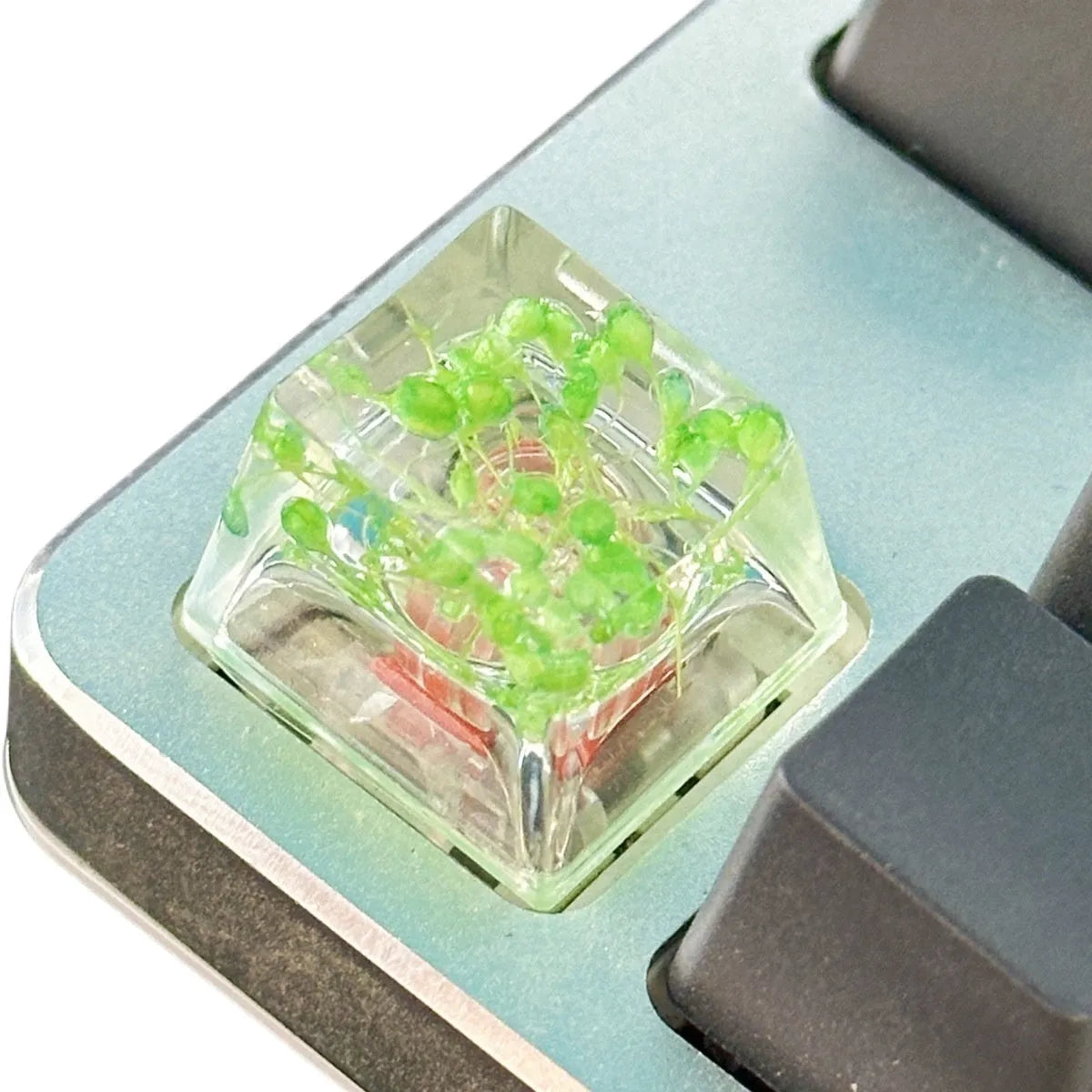 Translucent resin keycap with starry sky effect for MX mechanical keyboard switches