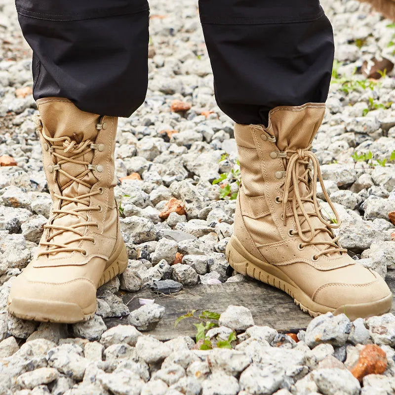 Yulong tactical desert combat climbing boots in black and sand colour options.