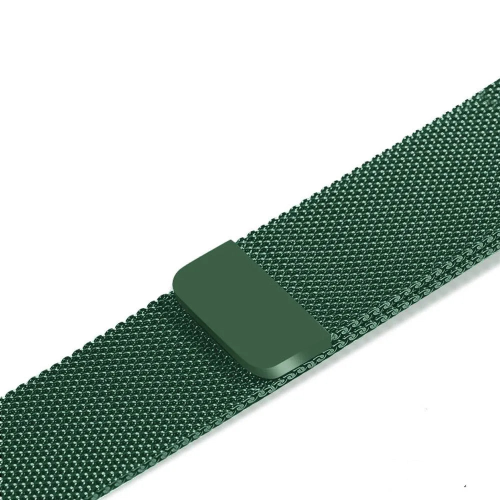 Stainless steel watch strap in silver, shown with measurements for 38mm/42mm cases and 22mm/24mm lugs.
