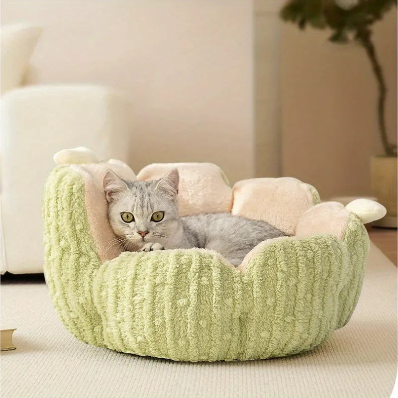Green cactus pattern cat litter kennel showing soft plush fabric and enclosed design