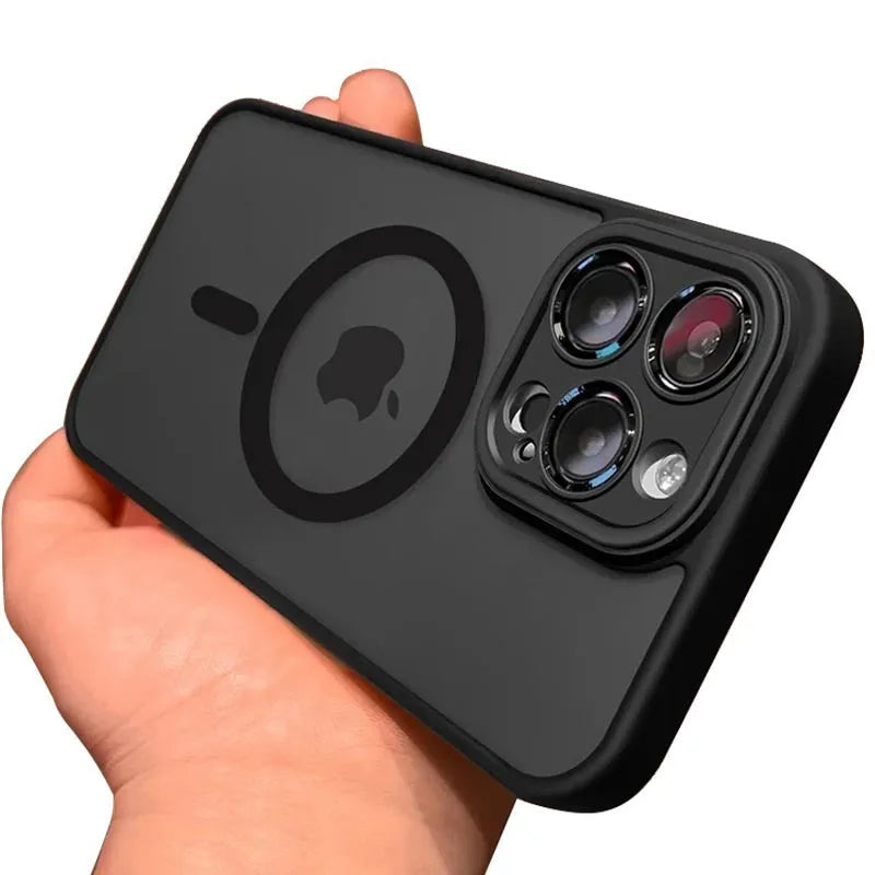 Frosted magnetic all-inclusive phone case for iPhone in black with shockproof and anti-fingerprint PC shell