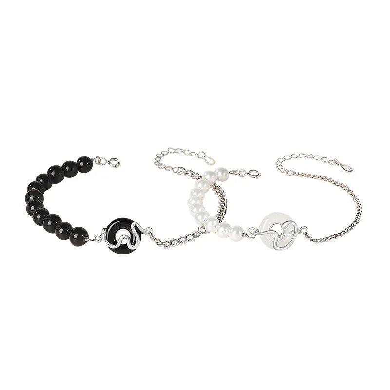 925 sterling silver couple's bracelet with a peace buckle and snake design in New Chinese style.
