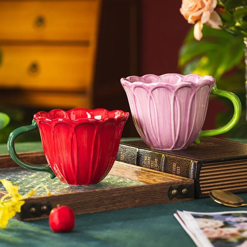 500ml floral patterned ceramic breakfast mug in red or purple.