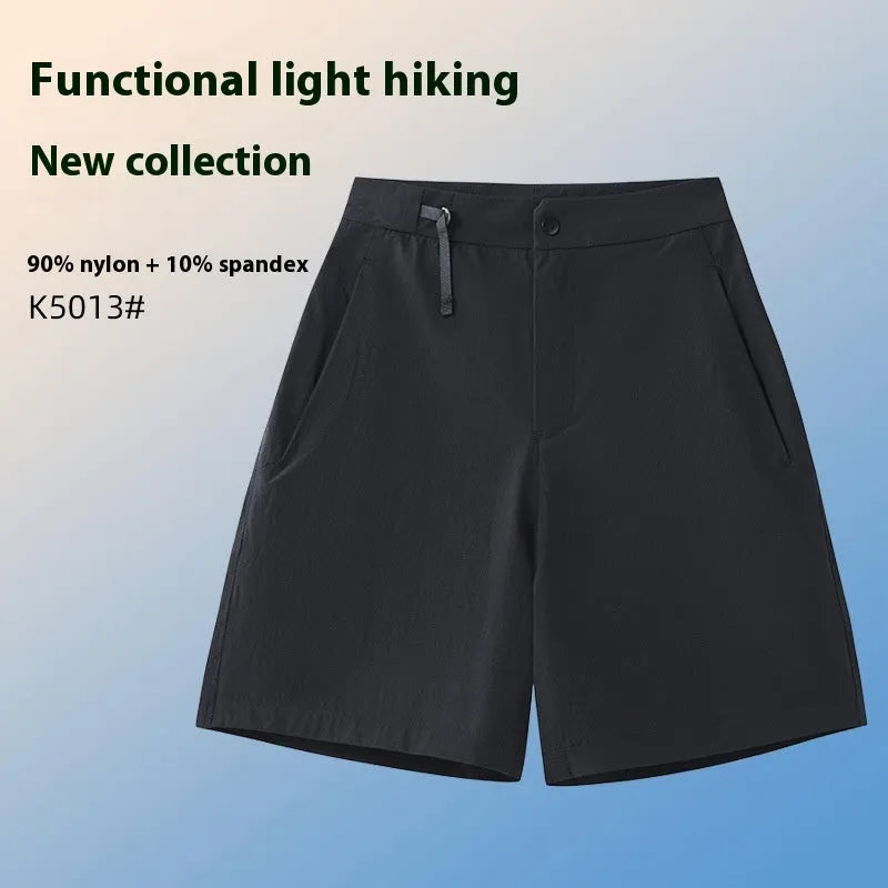 Men's quick-dry athletic shorts in khaki colour with four-way stretch fabric.