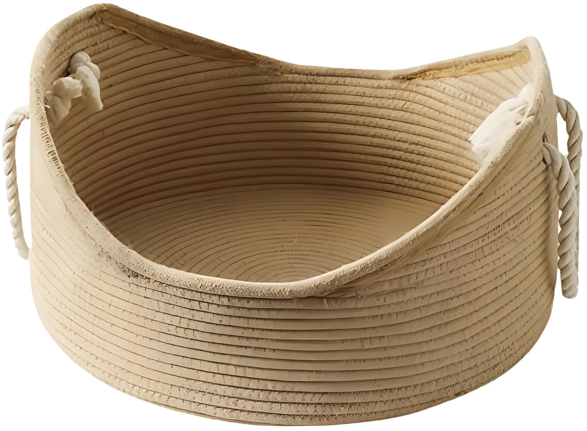 Wicker cat bed basket with corrugated scratching surface in two size options