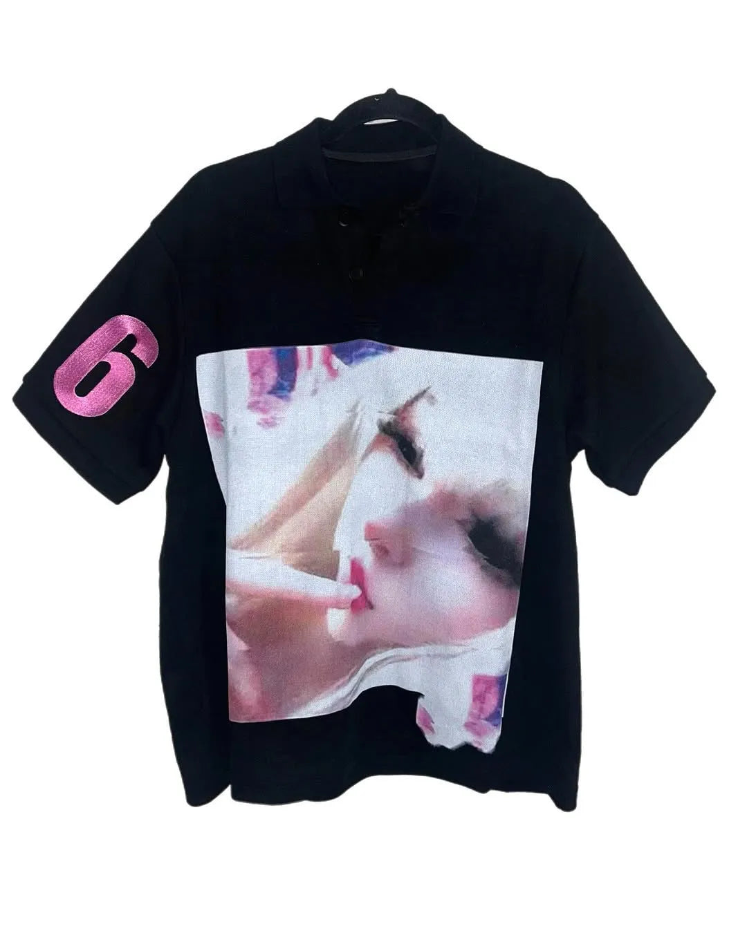 Short-sleeved printed pattern polo shirt in straight version with regular sleeves