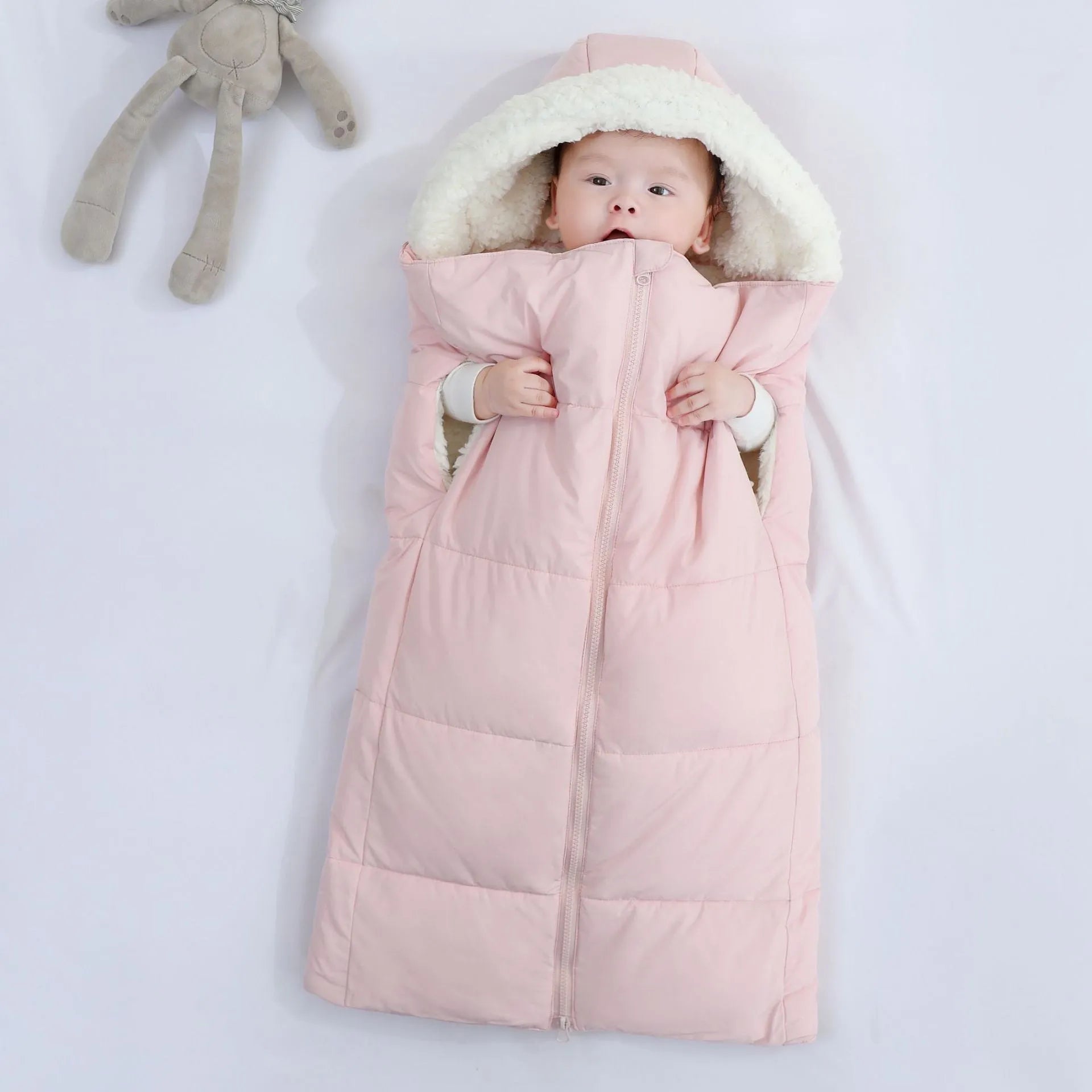 Baby sleeping bag in thickened fleece polyester, unfolded 70x90cm, available in four solid colours