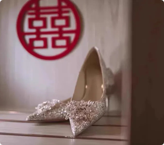 Xiuhe champagne bridal shoes with pointed toe, rhinestone decoration, and fragmented flowers pattern