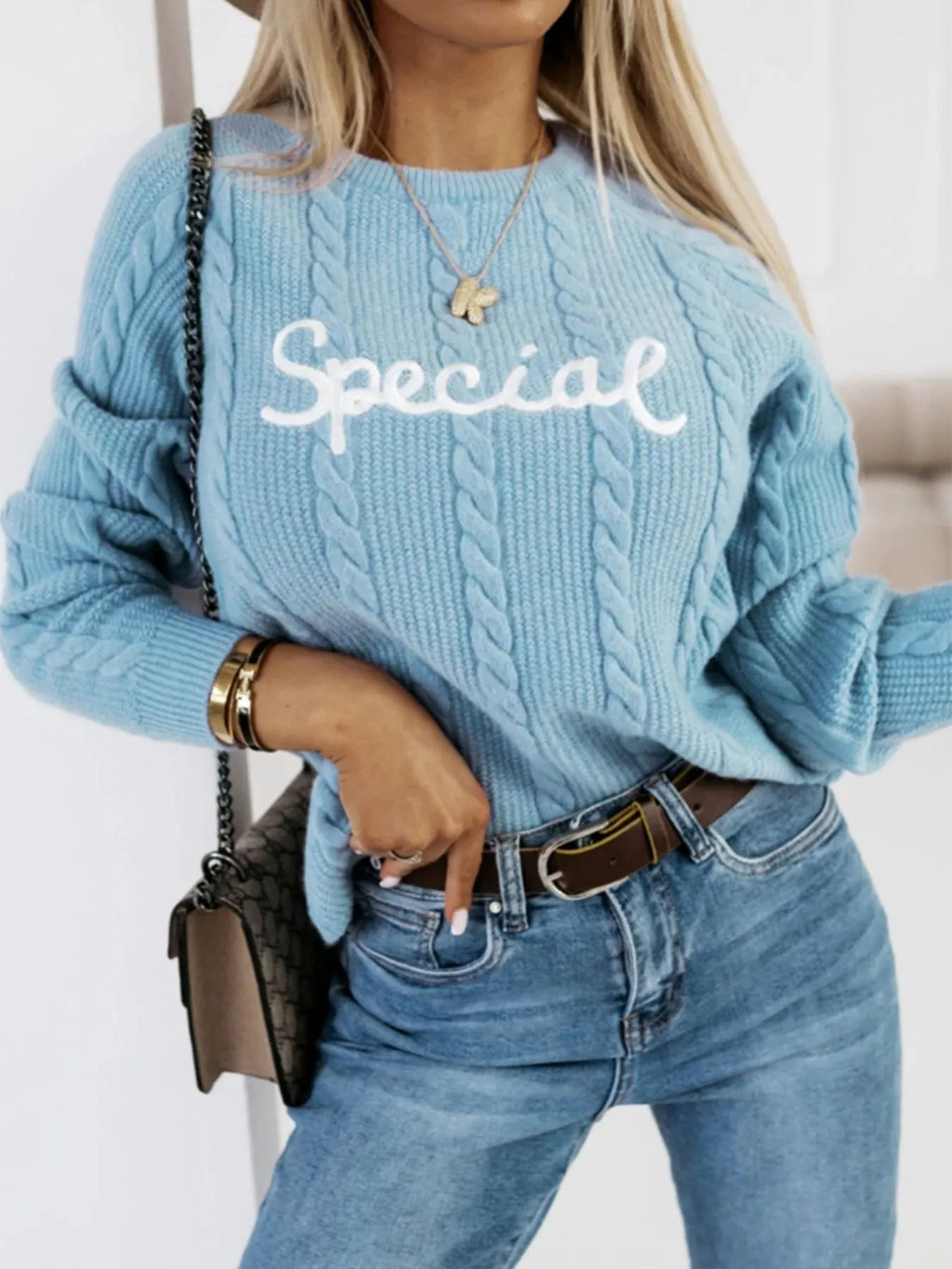 Blue leisure pullover with embroidered letters crew neck street fashion knitwear