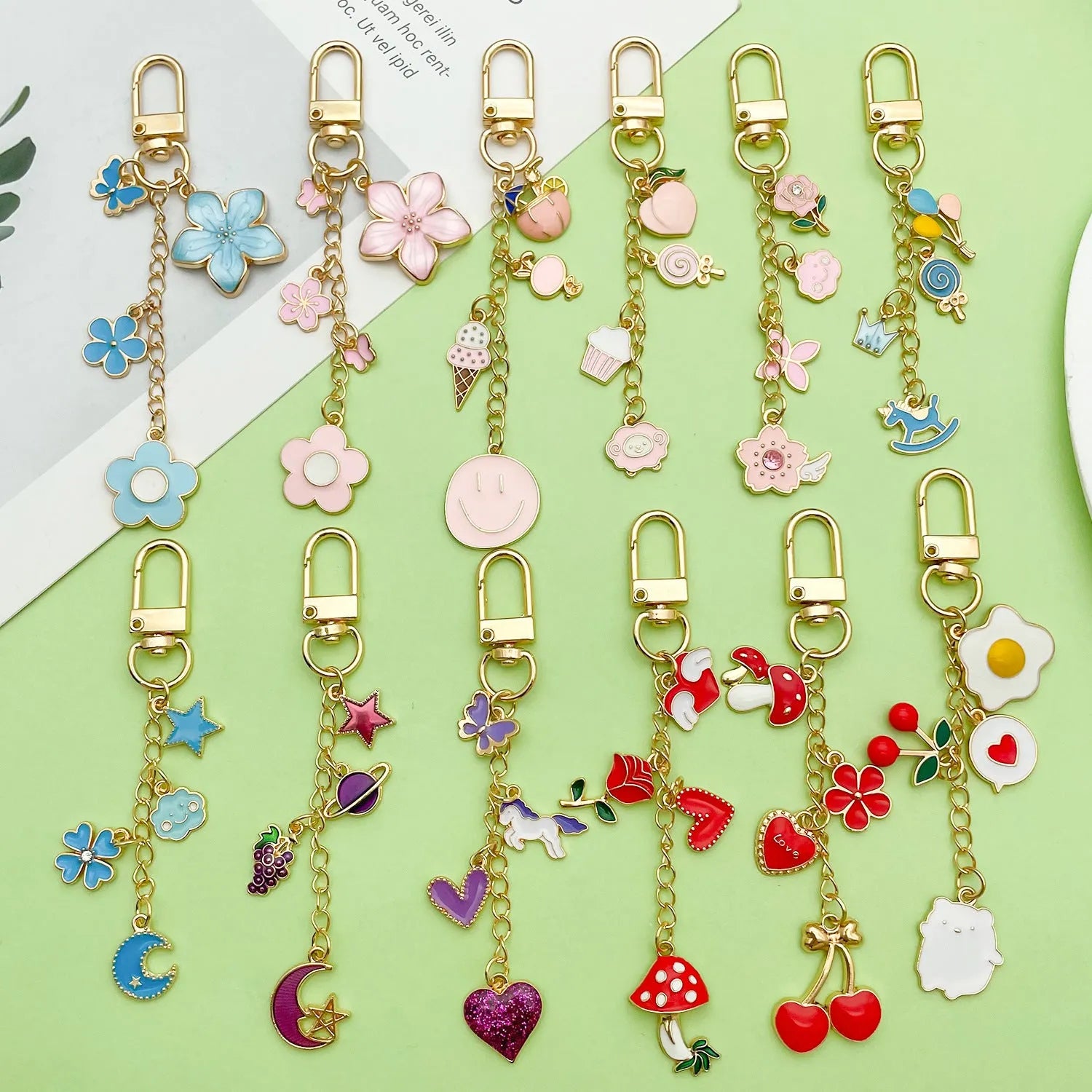 Red mushroom love heart rose heart-shaped alloy keychain with oil drip finish and unicorn pattern