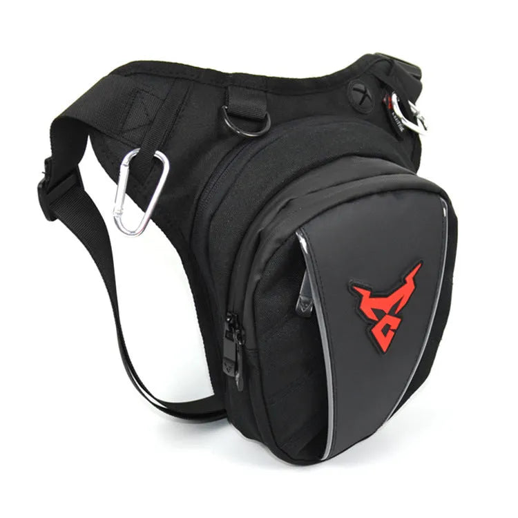 0105MC specification motorcycle leg bag in 1200D Oxford cloth with 29cm dimensions and crossbody strap