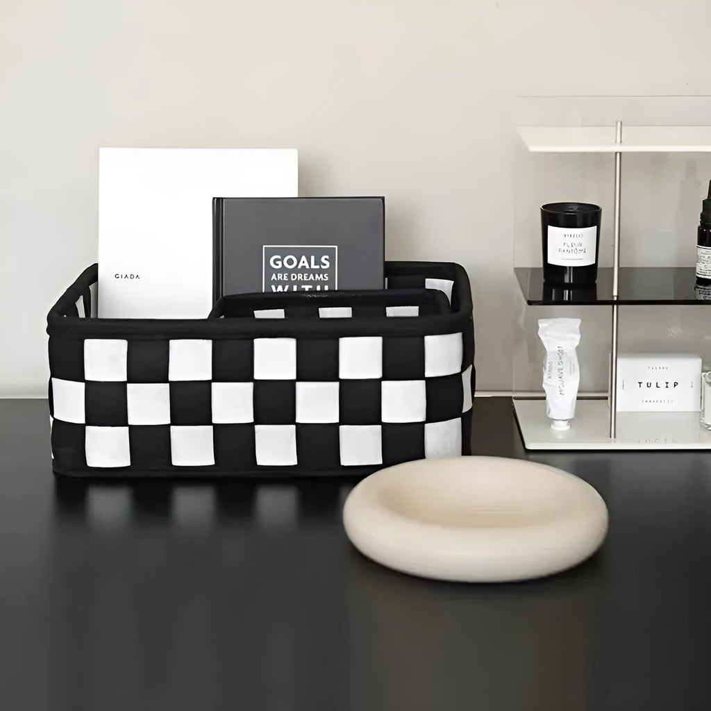 Checkerboard pattern woven felt folding storage basket showing dimensions 37x29x19.5cm