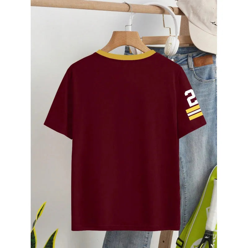 Loose fit cotton T-shirt with printed letter patterns in red or green colour options