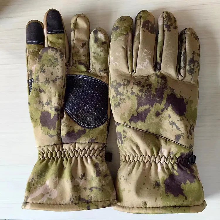 Tactical camouflage ski gloves with anti-slip grip and touch screen fingertips