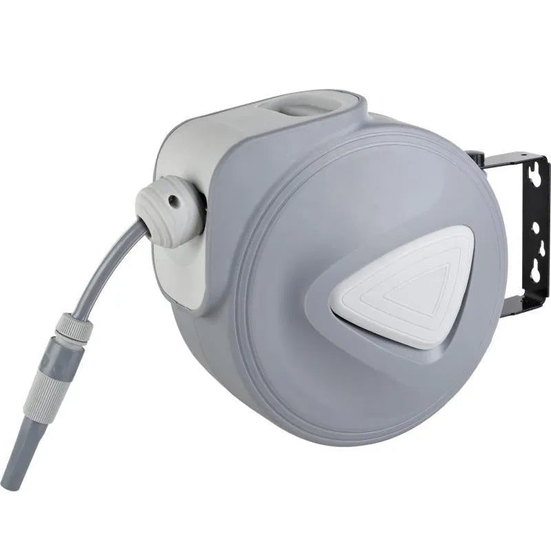Automatic retractable hose reel with drum collector for 10 metre PVC water pipe.