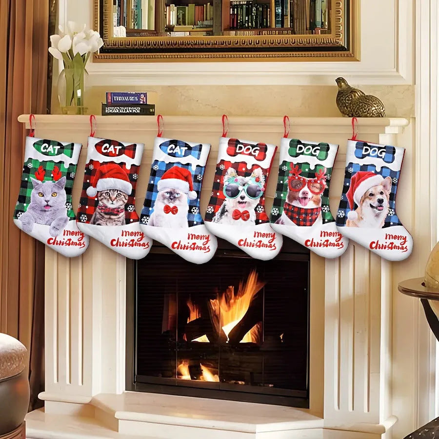 Printed puppy and cat Christmas table decoration cloth in tartan plaid patterns measuring 26x36cm