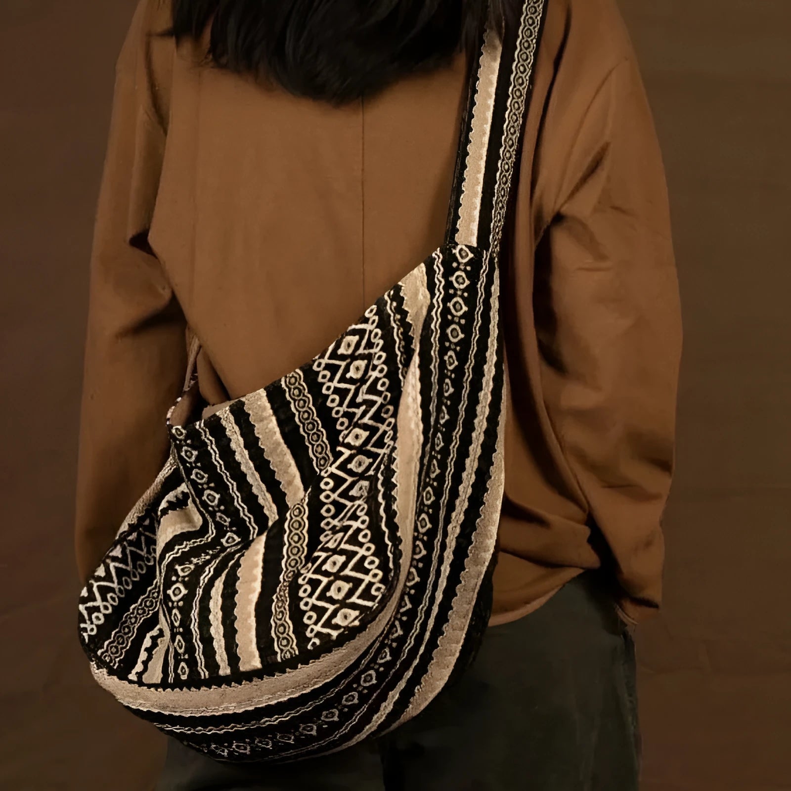 Vintage jacquard striped corduroy messenger bag with adjustable shoulder strap