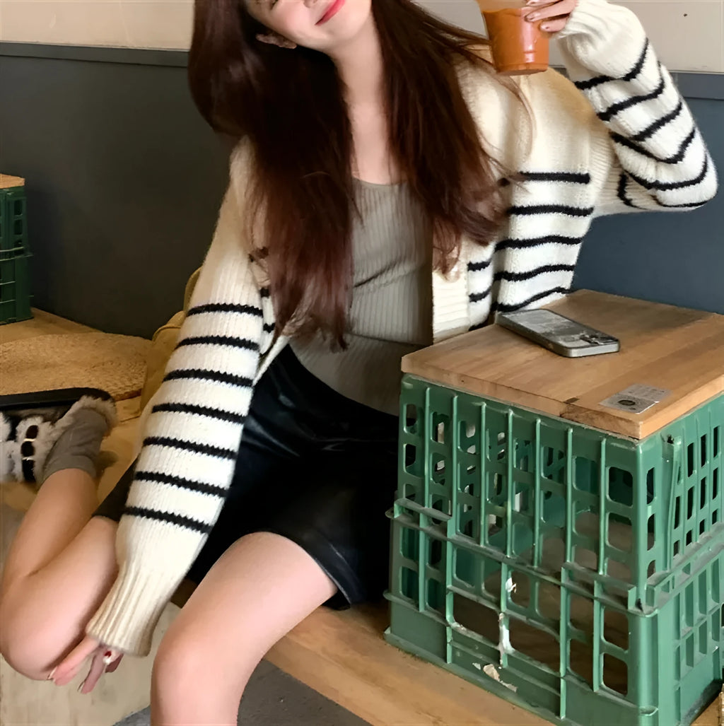 Button cardigan with 3D pattern in Japanese Korean casual style