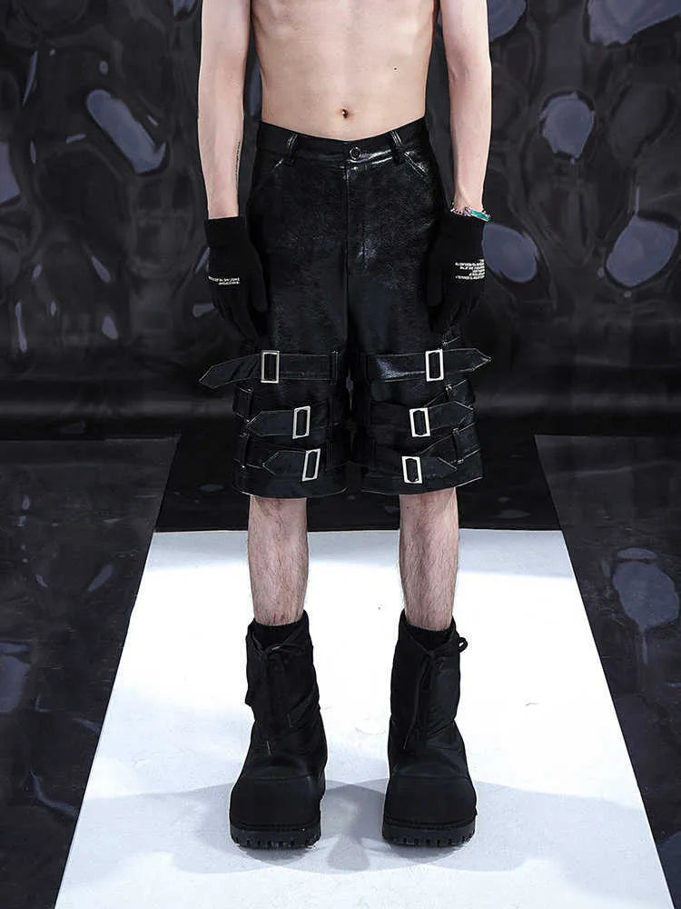 Men's black PU leather casual cropped shorts with a medium-low waist