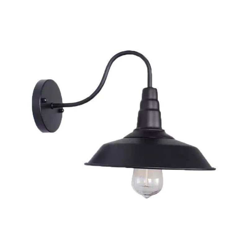 Retro-style outdoor wall light in copper finish with an oblique bevel angle design