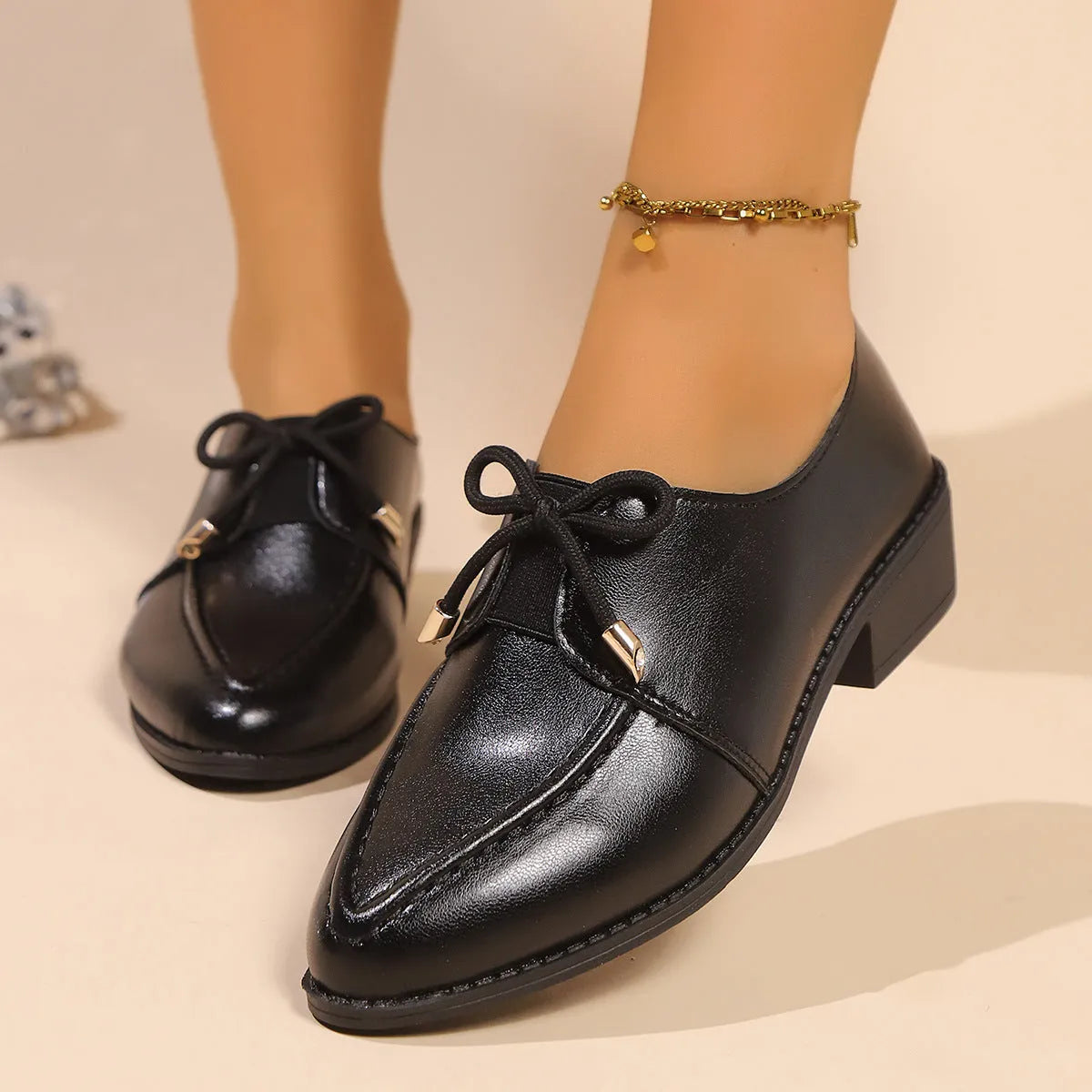 Women's British-style leather shoes with decorative bow, round toe, PU upper and rubber sole