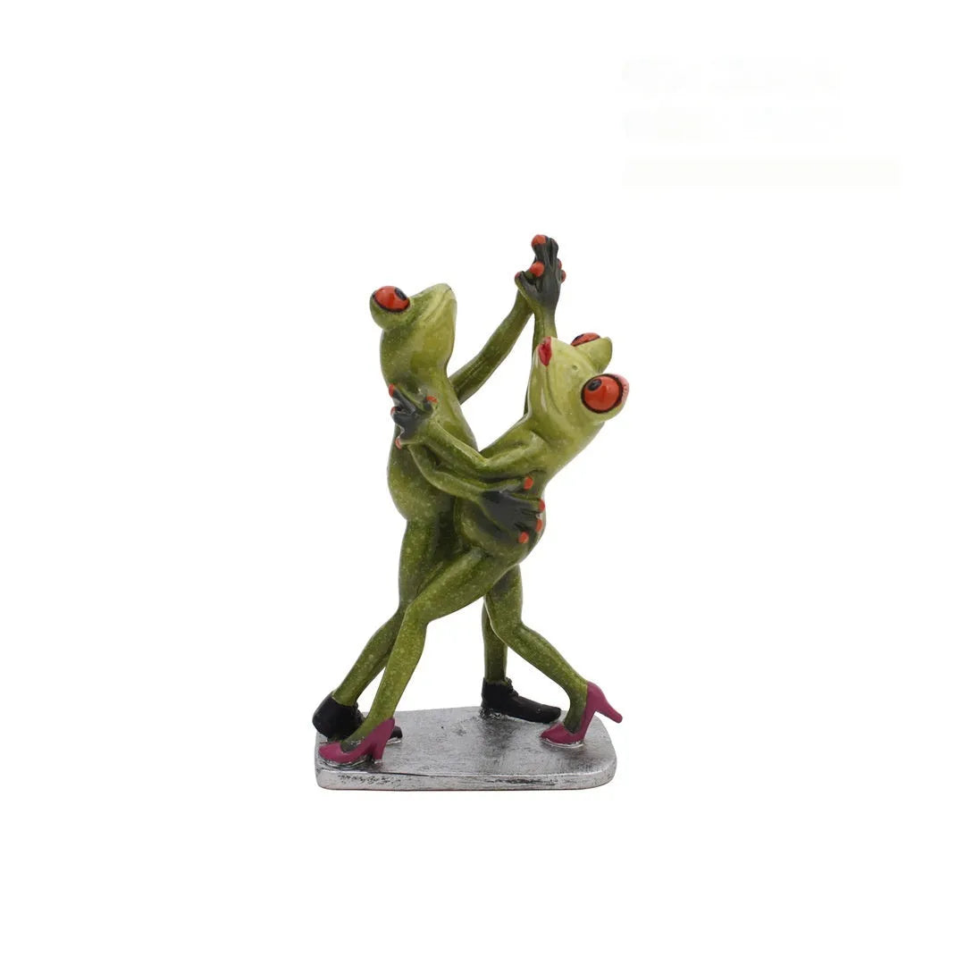 Pastoral style synthetic resin frog ornament for home decoration in living room or study