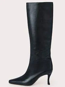 Women's square toe cowboy boot in a selection of colours including black, snake pattern, and brown stone.