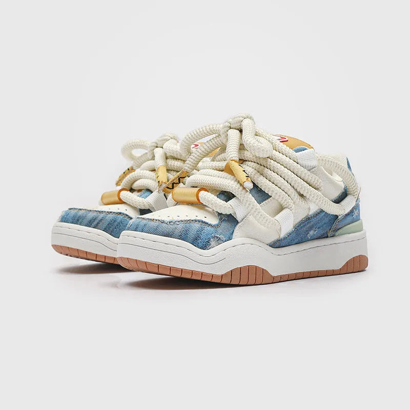 Low-top casual lace-up shoes in Denim Blue with a round toe and flat rubber sole