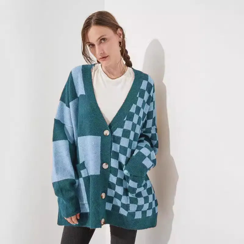 Loose fit polyester knitwear cardigan in grey colour with regular sleeves