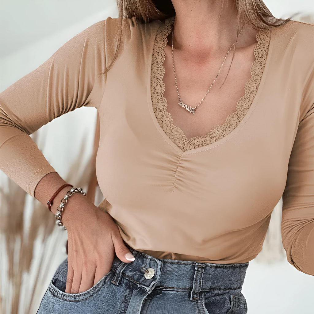 Women's solid colour long sleeve top with lace trim in Japanese Korean casual style