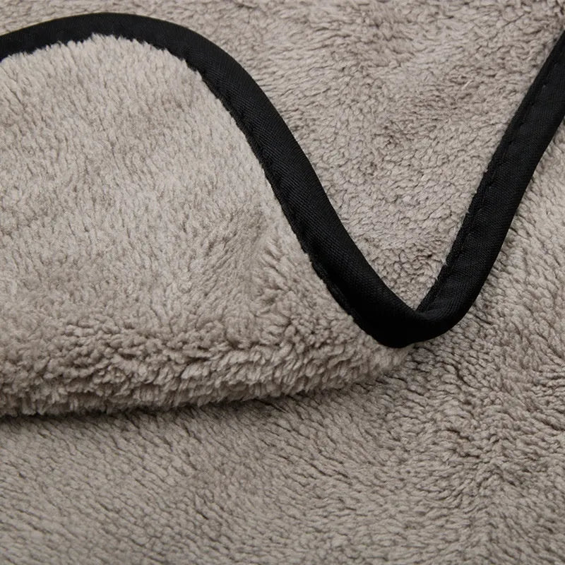 Microfiber car wash towel shown in three size options: 75x35cm, 60x40cm and 100x40cm