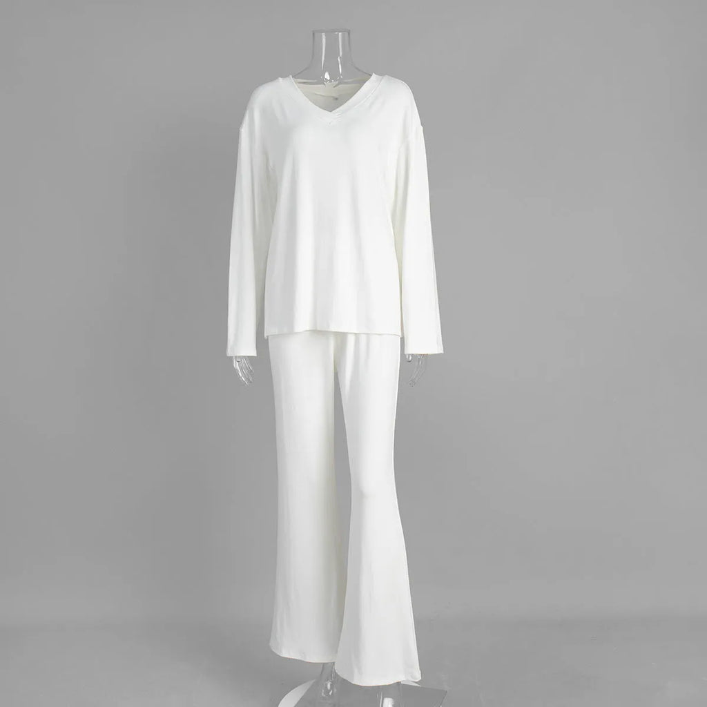 Long sleeve pajama set for women in viscose blend, white colour, top and pants on display