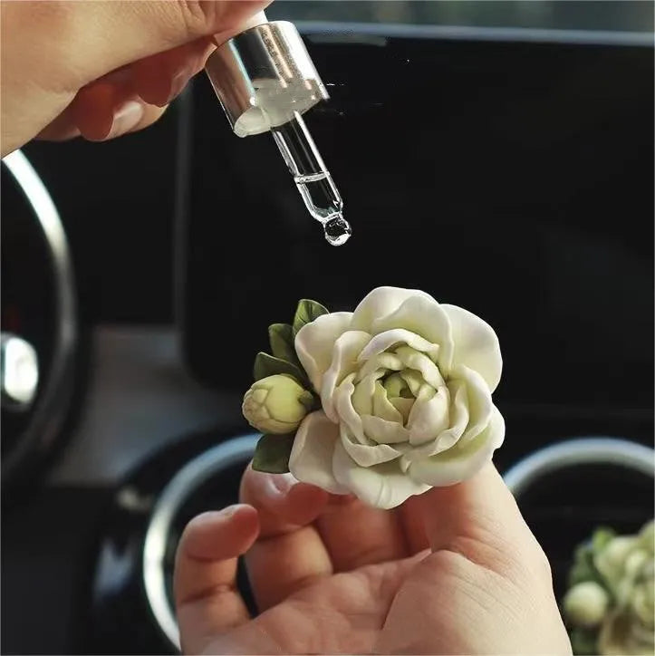 Jasmine car perfume solid gypsum vent clip freshener in beige white or fresh green with 5ml oil.