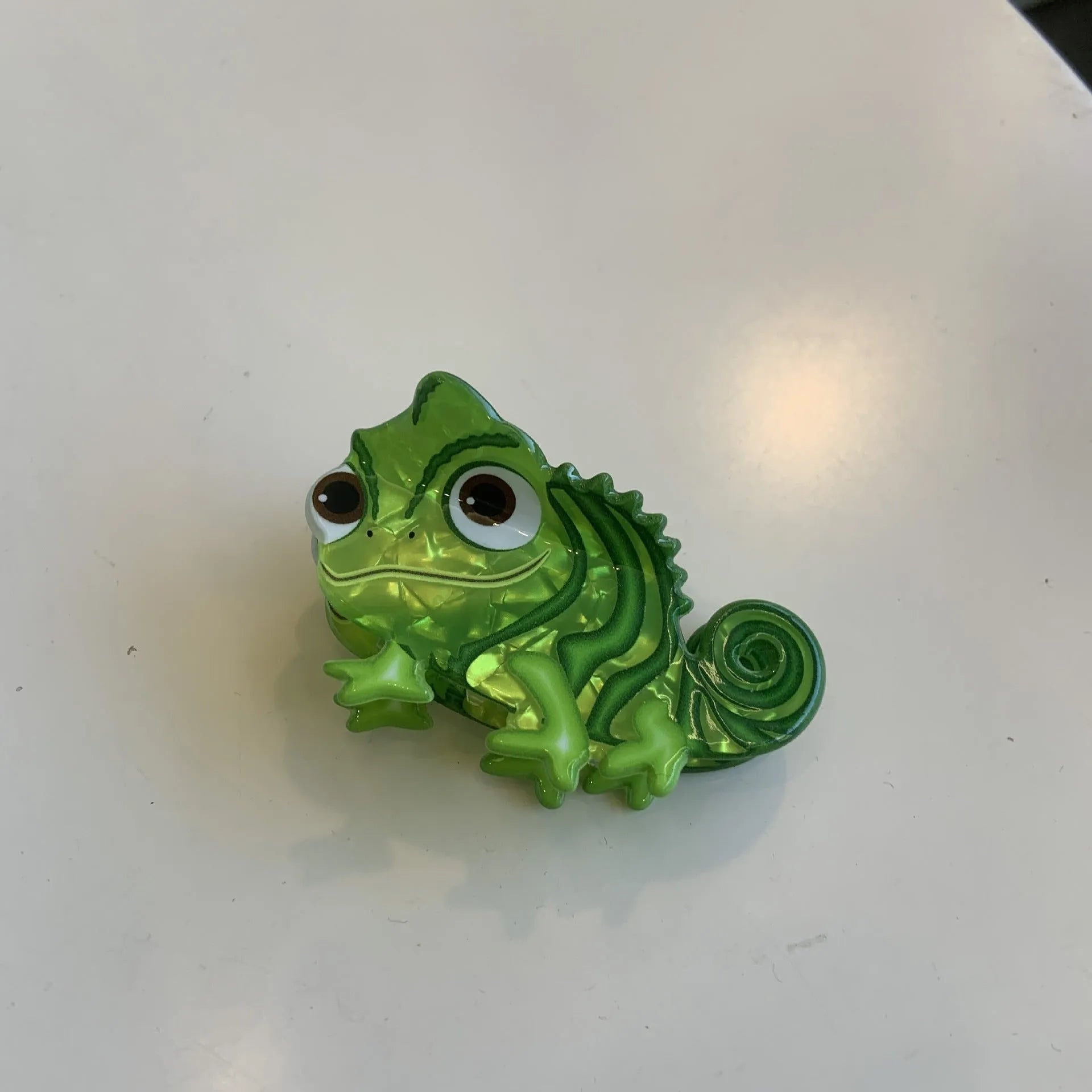 Dinosaur acrylic jaw hair clip grip-style hairpin in choice of six colours