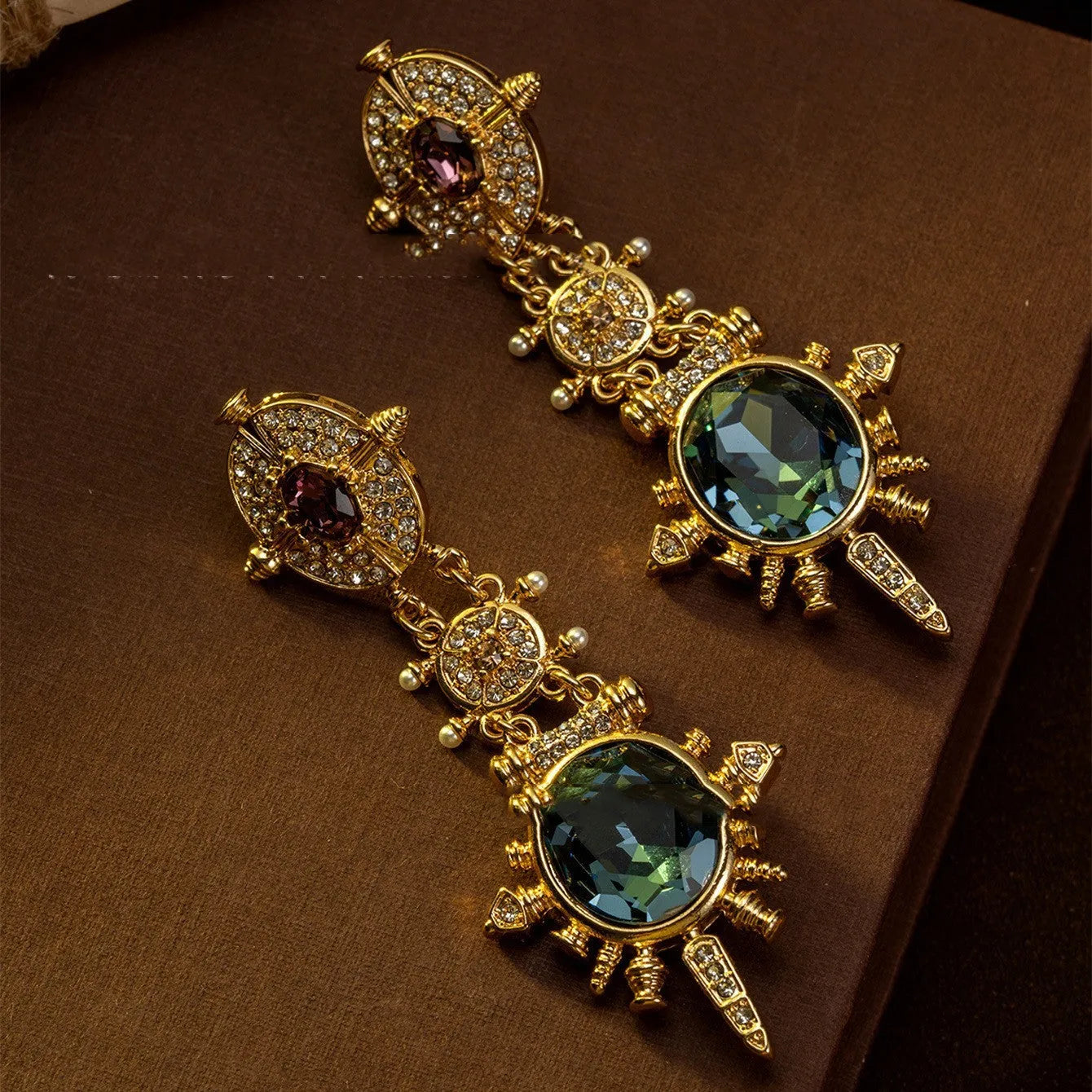 Gold retro geometric stud earrings with court style design