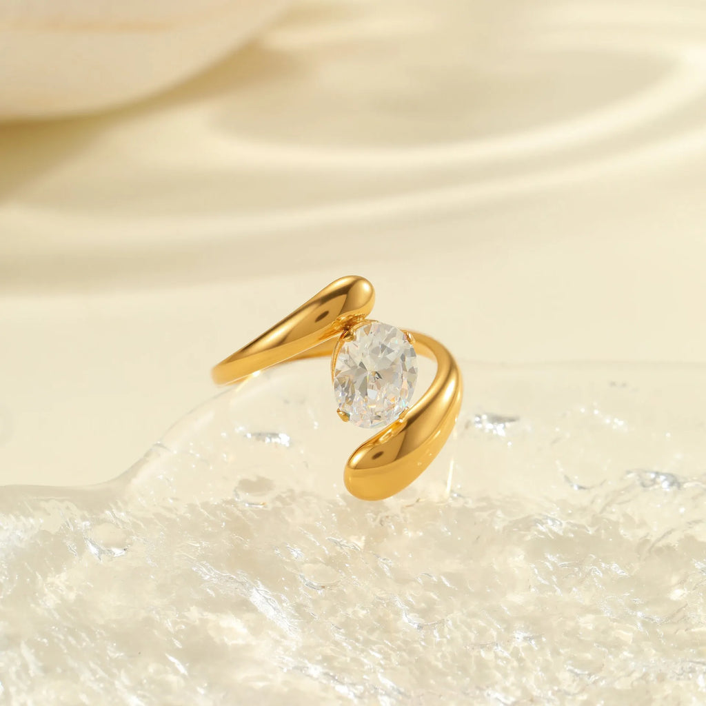 Geometric open mouth zircon ring in stainless steel with adjustable design and multiple colour options