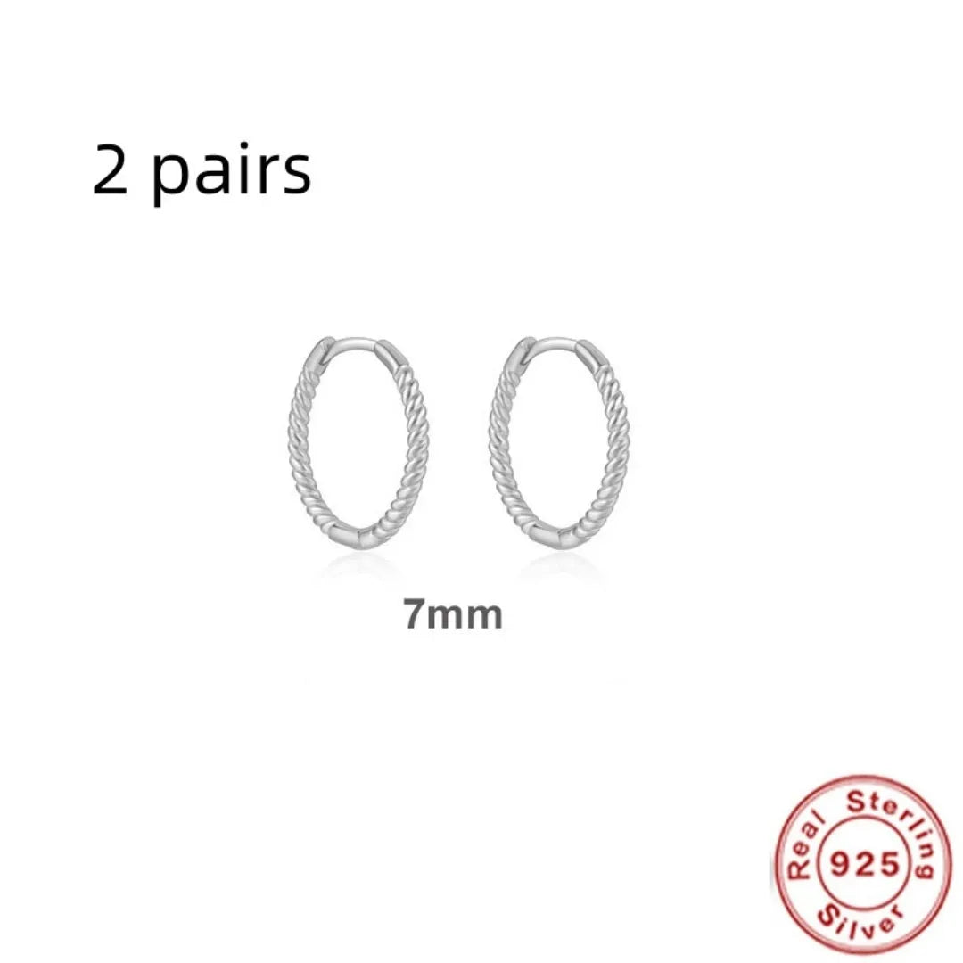 Sterling silver twisted string round earrings in gold or white gold colour