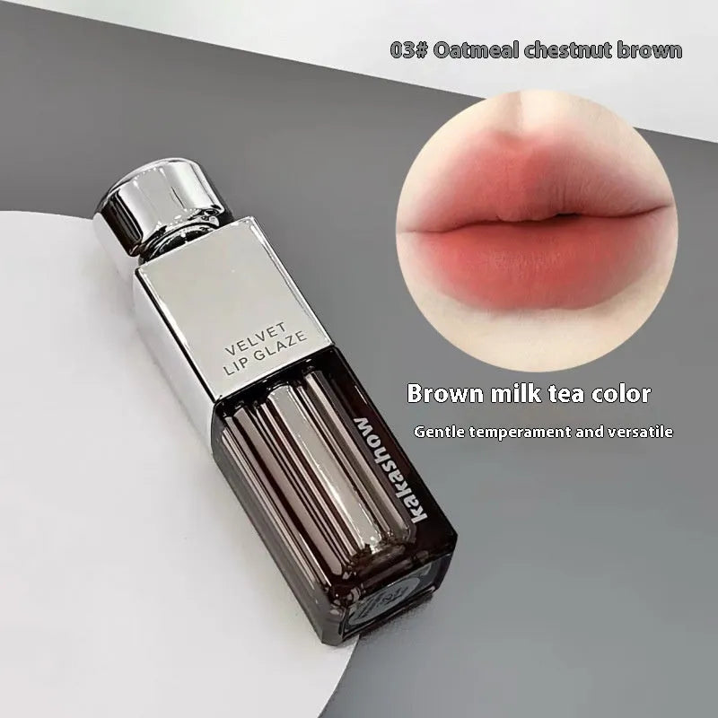 Kakashow matte soft mist lipstick in velvet lip paint format with 1.8g net content
