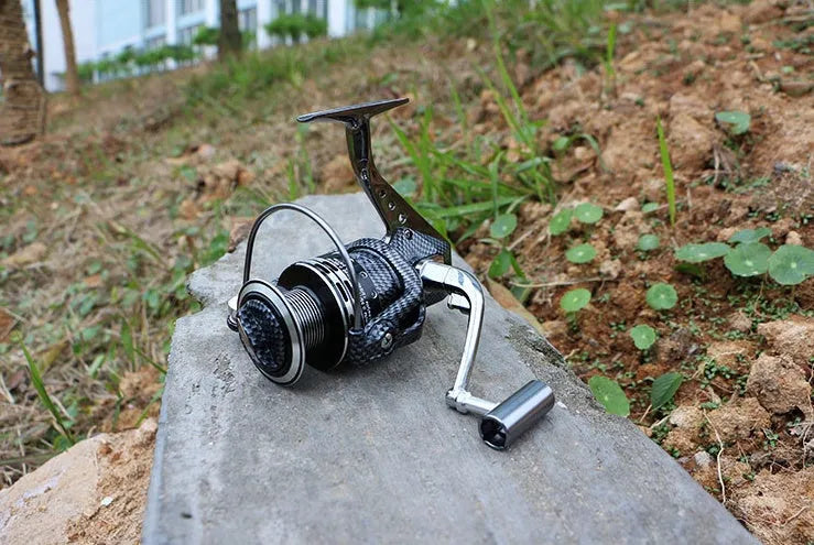 Full metal spinning fishing reel with 13+1 axis and high-hard aluminium alloy wire cup