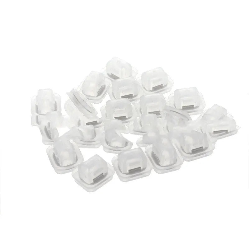BMW E39 E38 interior plastic fastener clips with 17.3mm x 15.2mm outer dimensions