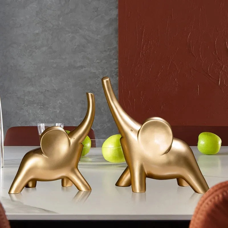Resin elephant ornament figurine in modern style with rose gold or white finish for home decoration