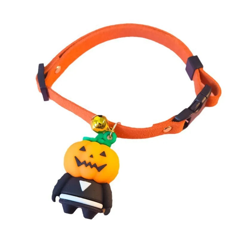 Halloween pet collar decoration with luminous designs in adjustable sizes for dogs and cats