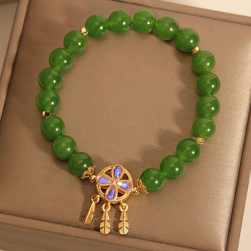 Women's green jasper crystal bracelet with four-leaf clover dream catcher pendant