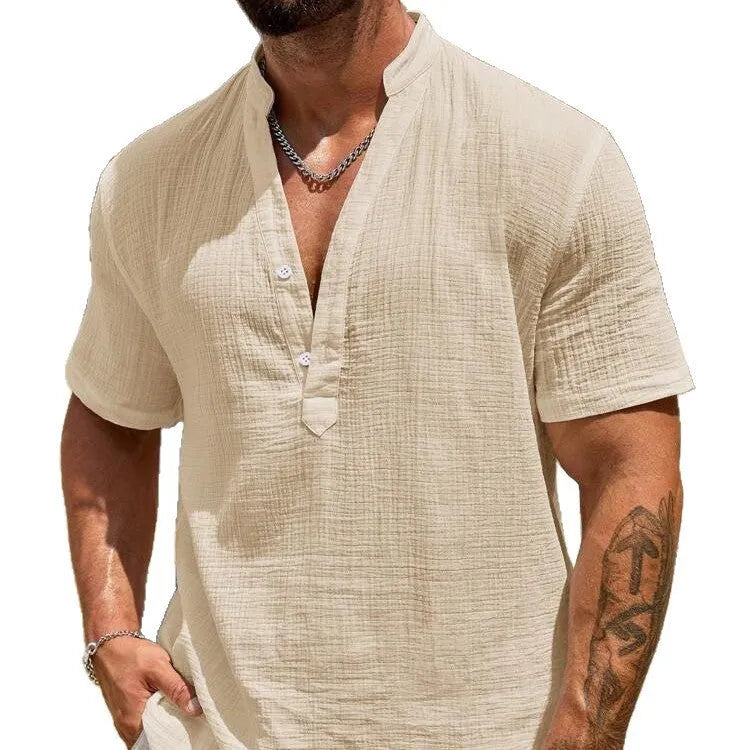 Men's solid colour stand collar short sleeve shirt in lightweight fabric for summer casual wear