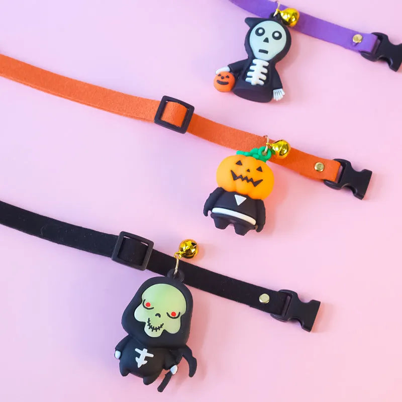 Halloween pet collar decoration with luminous designs in adjustable sizes for dogs and cats