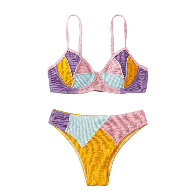 Ladies push up bikini set in splicing colour with sleeveless top and matching shorts.