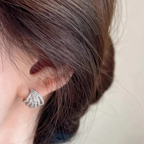Geometric line design women's earrings with zircon material and platinum electroplating finish
