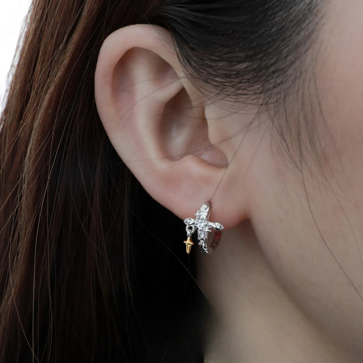925 silver cross earrings with geometric round design in white gold colour finish